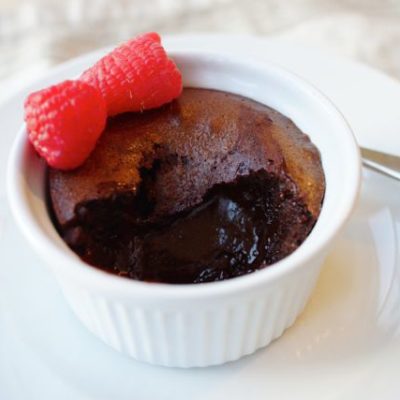 “Mi cuit” chocolate cakes