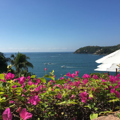 La Casa Que Canta, Zihuatanejo