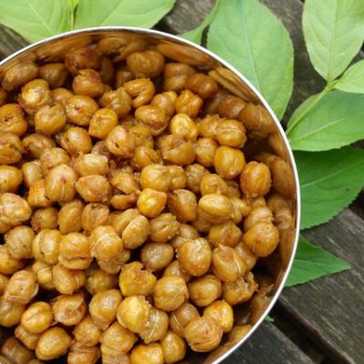 Brown sugar cayenne roasted chickpeas