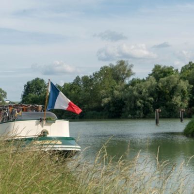 Saroche barge in Champagne